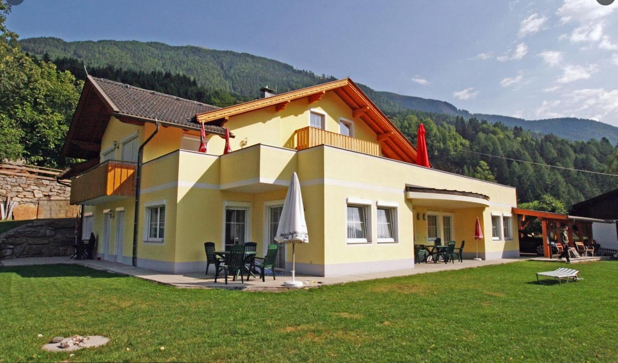 Appartementhaus Flattach Goritschnig Екстериор снимка